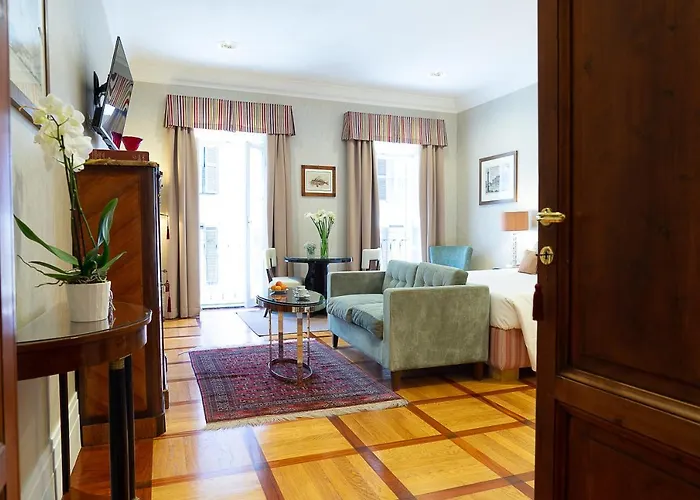 Aparthotel Babuino 79 4*