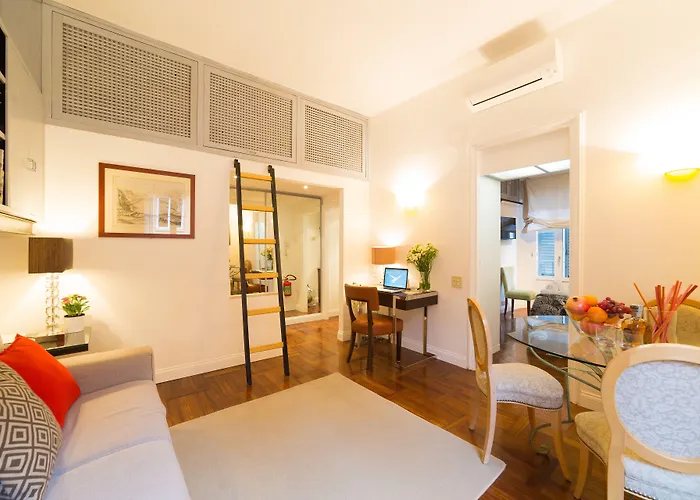 Aparthotel Babuino 79 Rome